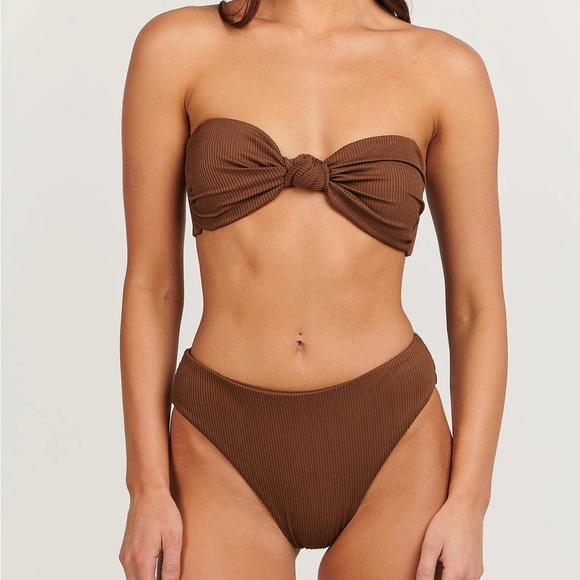 Charlie Holiday Bikini Set 👙 - Picture 3 of 5